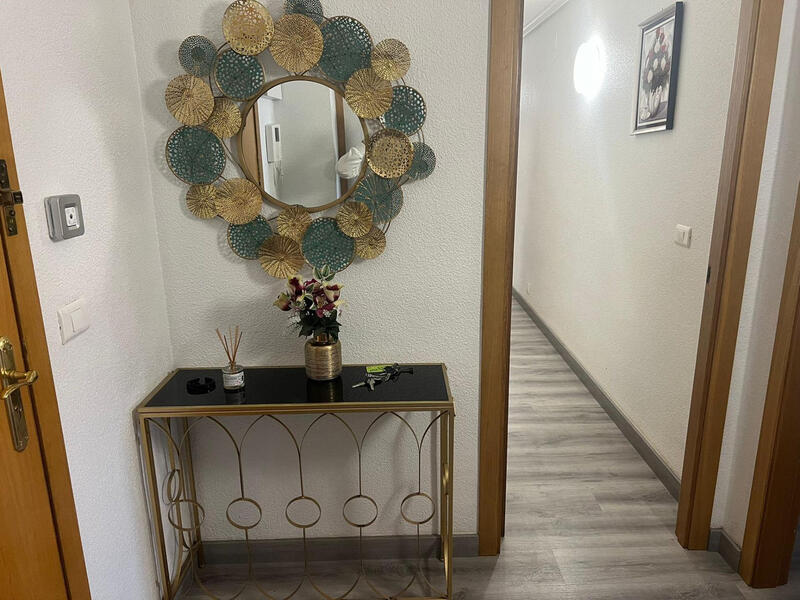 4 bedroom Apartment for sale