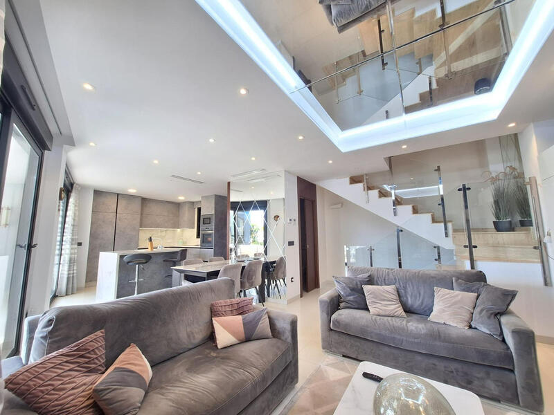 3 Cuarto Villa en venta