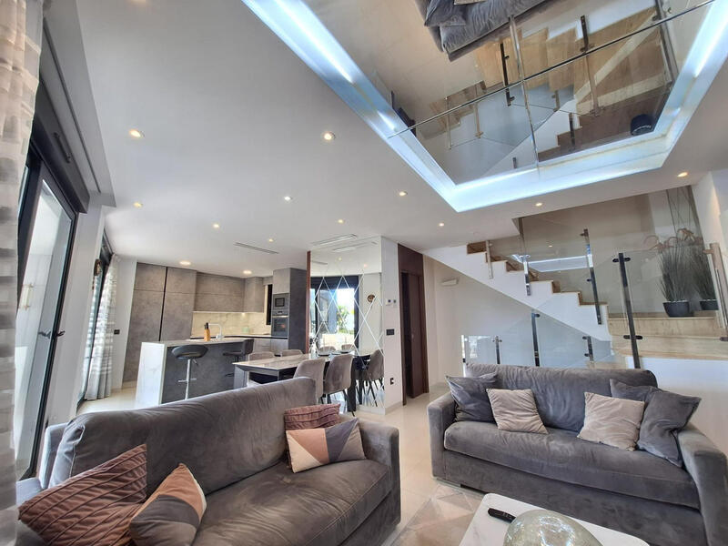 3 Cuarto Villa en venta