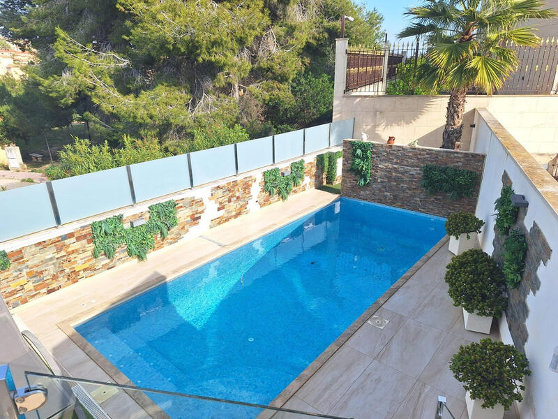 3 Cuarto Villa en venta