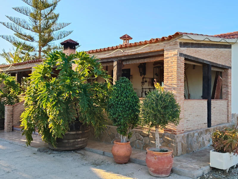 4 Cuarto Villa en venta