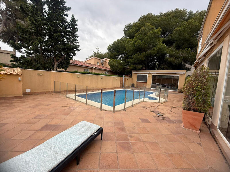 5 chambre Villa à vendre