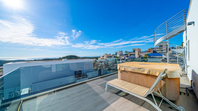 Villa til salgs i Finestrat, Alicante