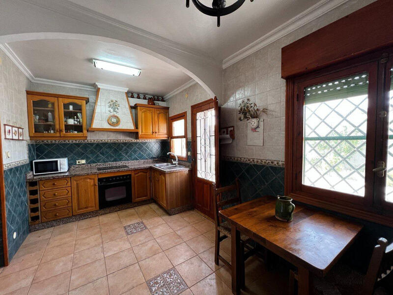 4 Cuarto Villa en venta