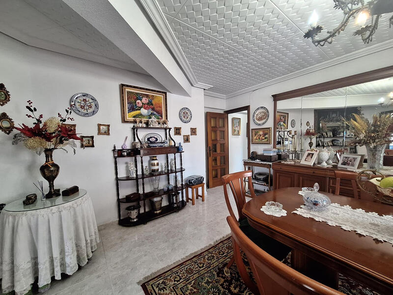 4 slaapkamer Appartement Te koop