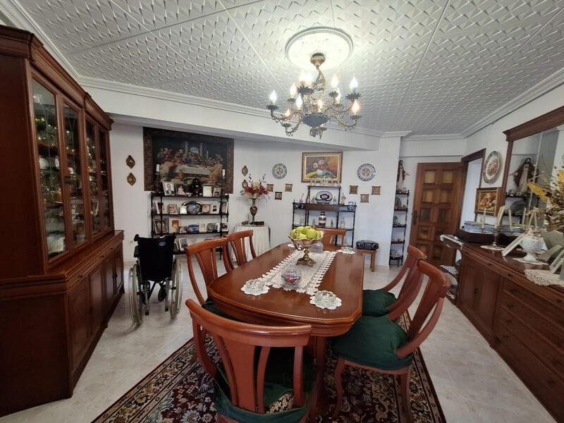 4 slaapkamer Appartement Te koop