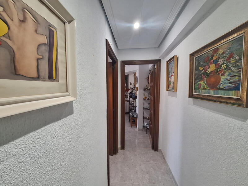 4 slaapkamer Appartement Te koop