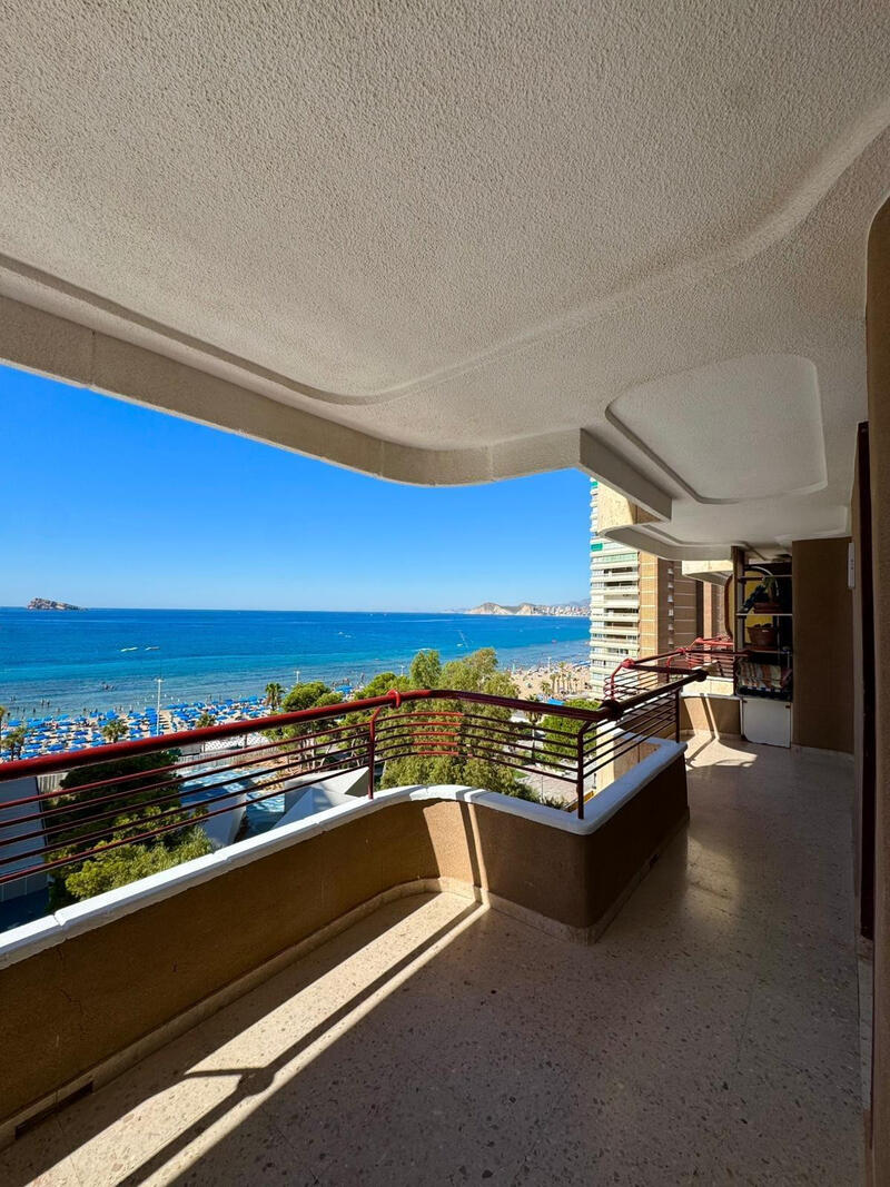 2 bedroom Apartment for sale in Benidorm, Alicante