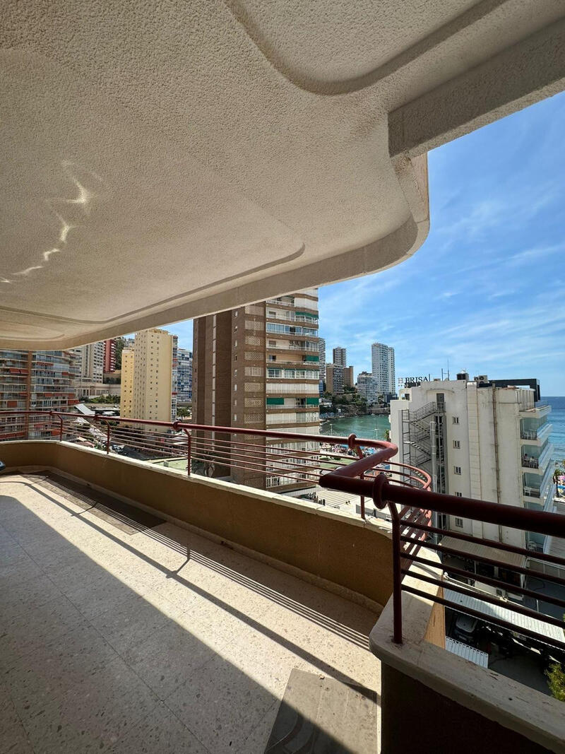 2 bedroom Apartment for sale in Benidorm, Alicante