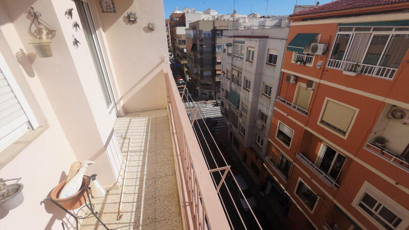 4 slaapkamer Appartement Te koop
