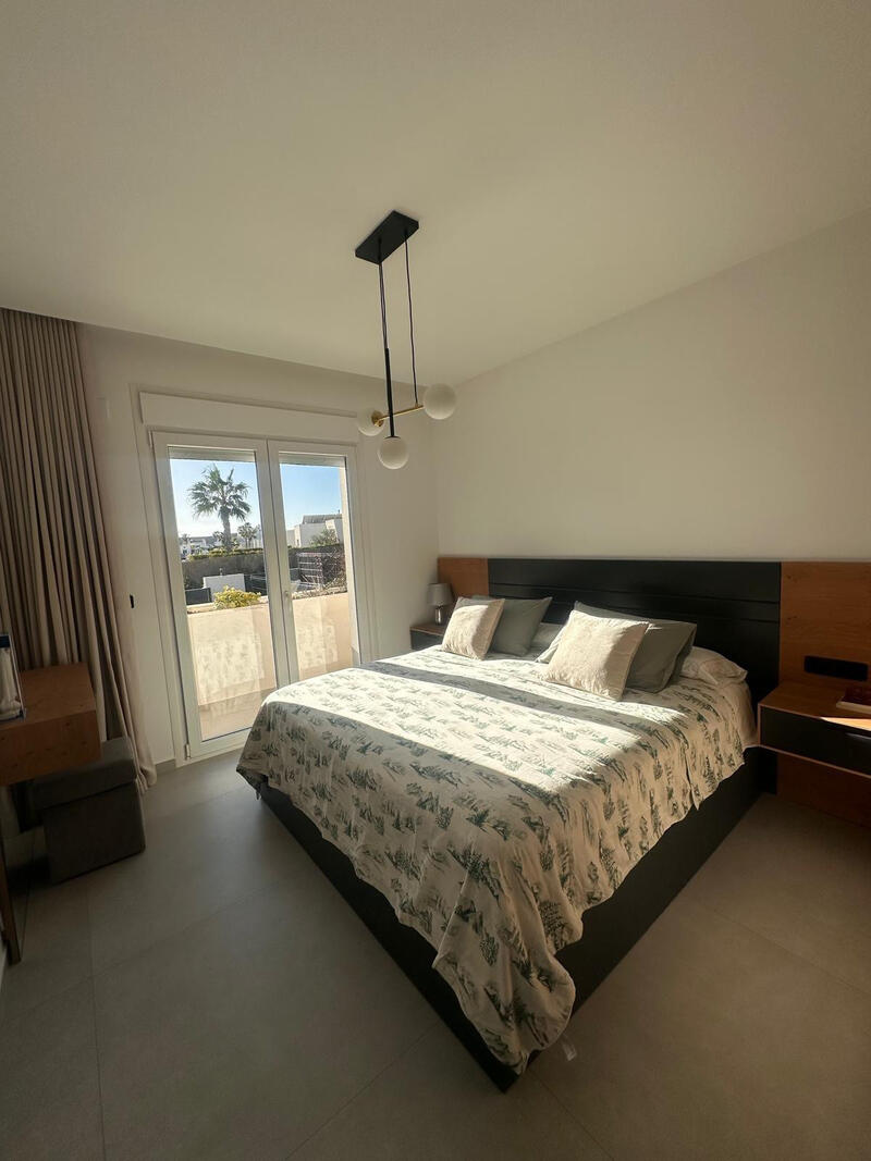 4 Cuarto Villa en venta