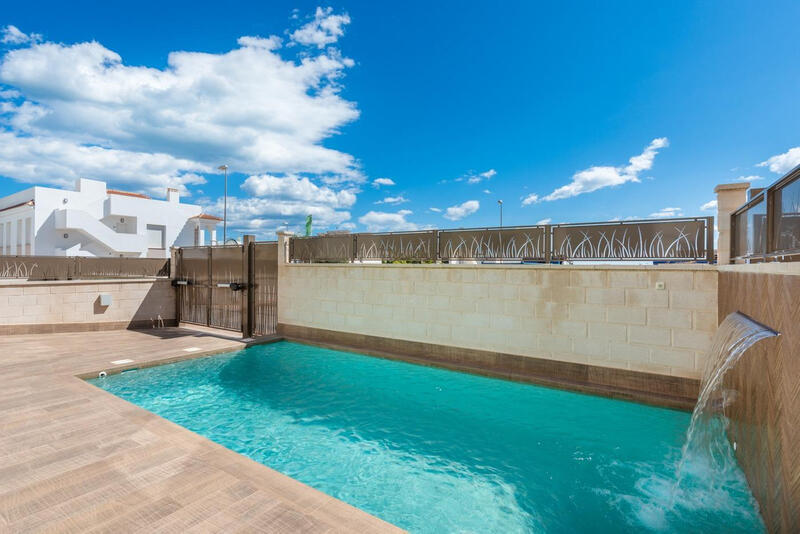 3 slaapkamer Villa Te koop in Los Montesinos, Alicante