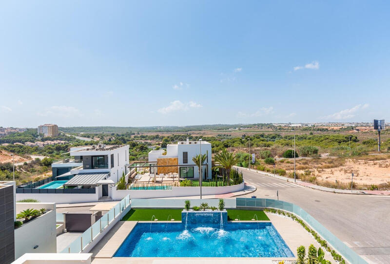 3 chambre Villa à vendre dans Campoamor, Alicante