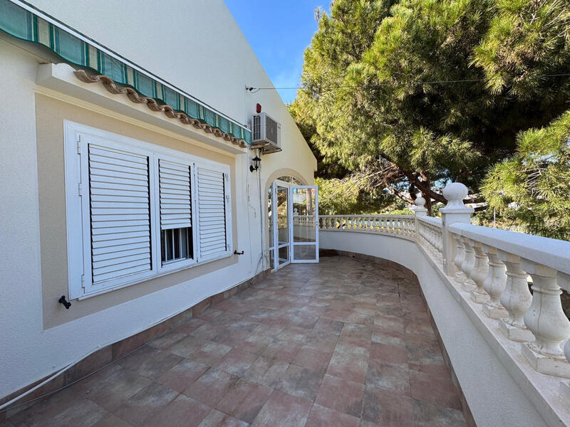 3 bedroom Villa for sale