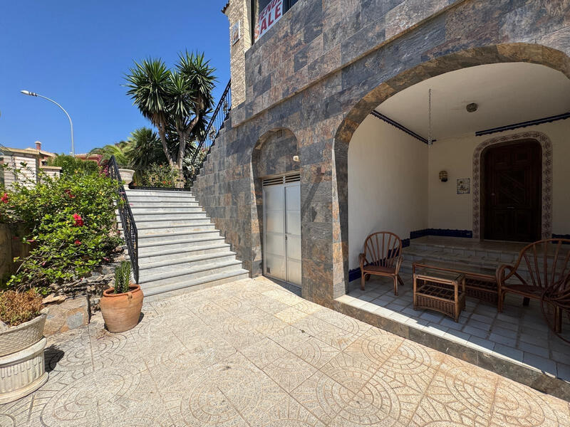 5 Cuarto Villa en venta
