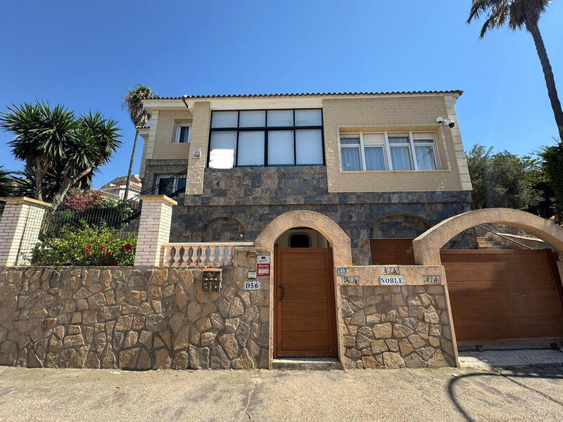 5 Schlafzimmer Villa zu verkaufen in Campoamor, Alicante