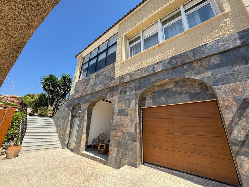 5 Schlafzimmer Villa zu verkaufen in Campoamor, Alicante