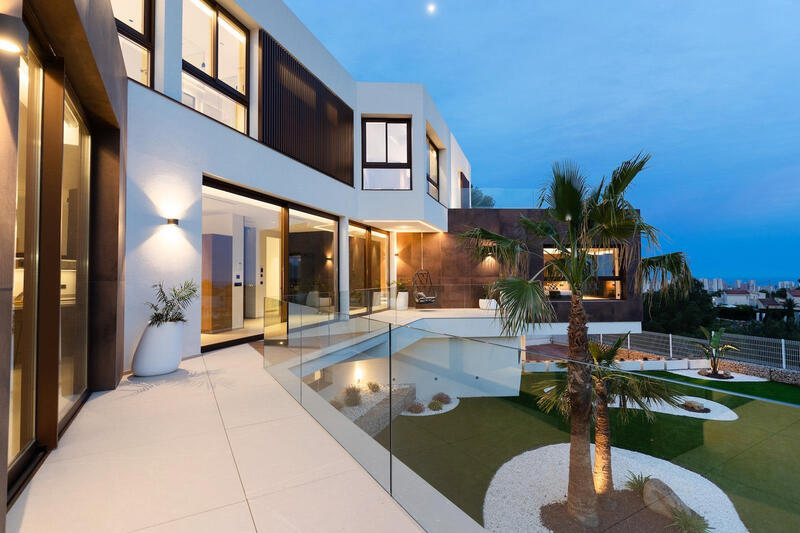 вилла продается в Benidorm, Alicante