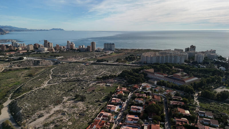 Villa till salu i El Campello, Alicante