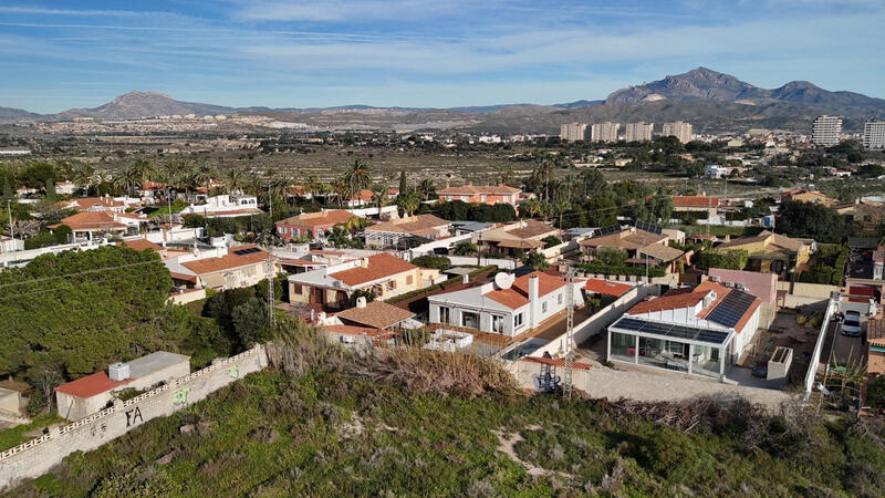 3 спальная комната вилла продается