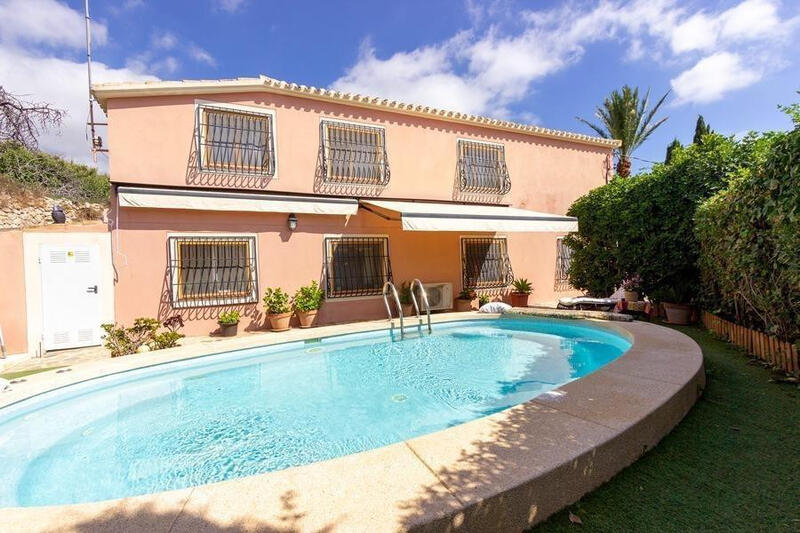 4 chambre Villa à vendre dans Finestrat, Alicante