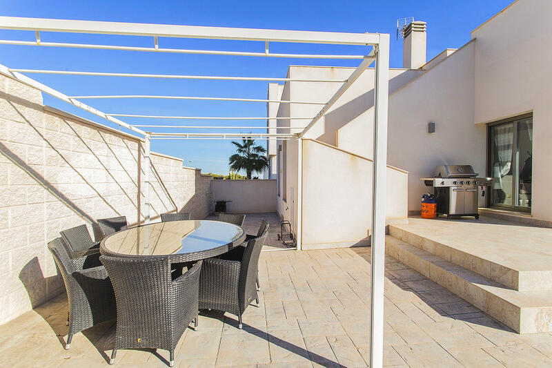 3 Cuarto Villa en venta