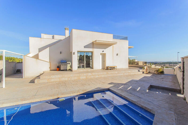 3 Cuarto Villa en venta