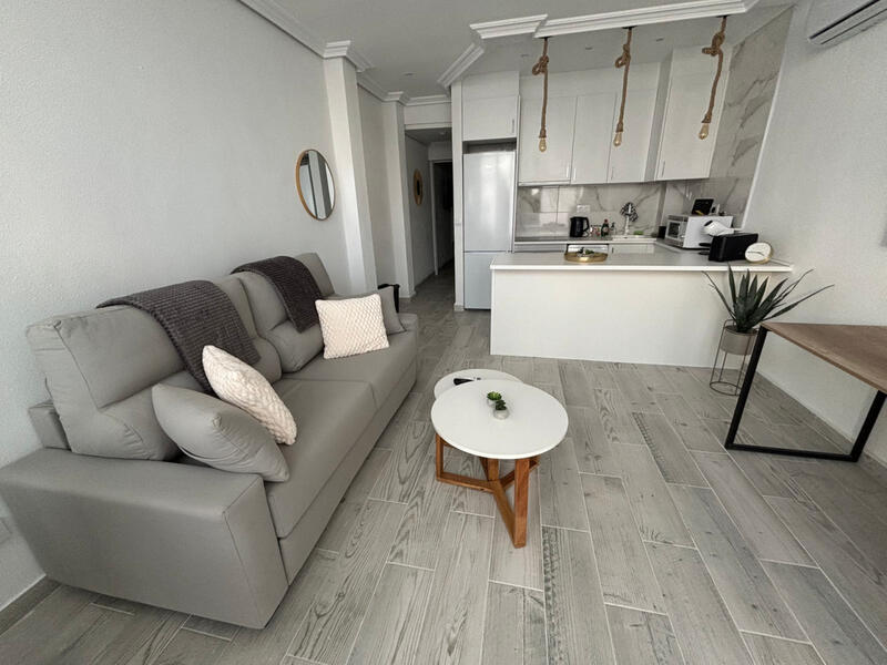 1 bedroom Apartment for sale