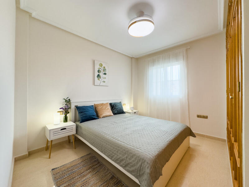 2 bedroom Apartment for sale in Cabo Roig, Alicante