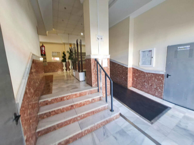 2 bedroom Apartment for sale in Torrevieja, Alicante