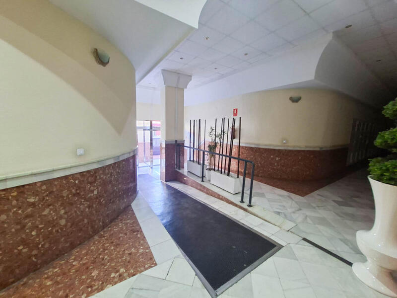 2 bedroom Apartment for sale in Torrevieja, Alicante