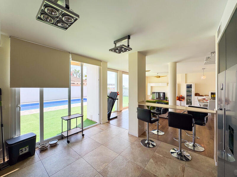 6 chambre Villa à vendre