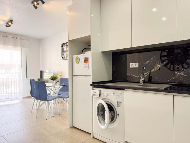 1 bedroom Apartment for sale