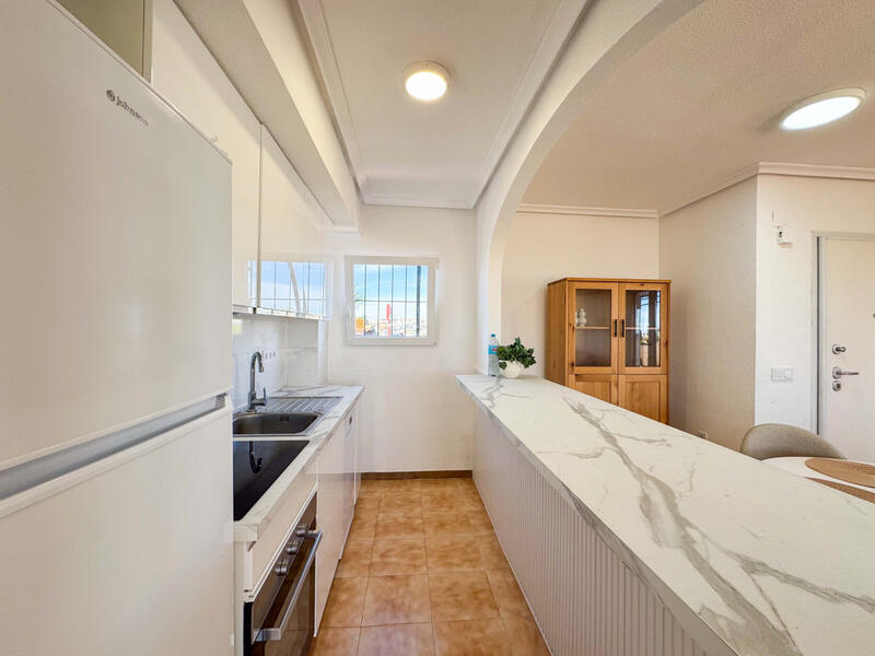 2 slaapkamer Appartement Te koop