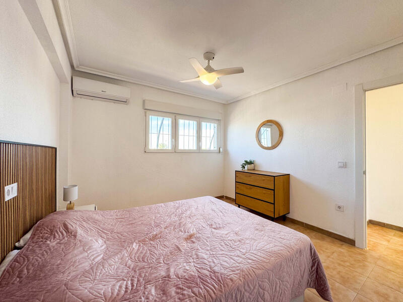 2 slaapkamer Appartement Te koop