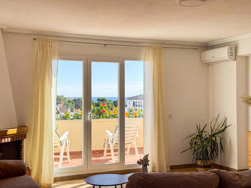 2 slaapkamer Appartement Te koop