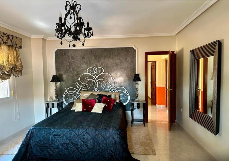 5 chambre Villa à vendre