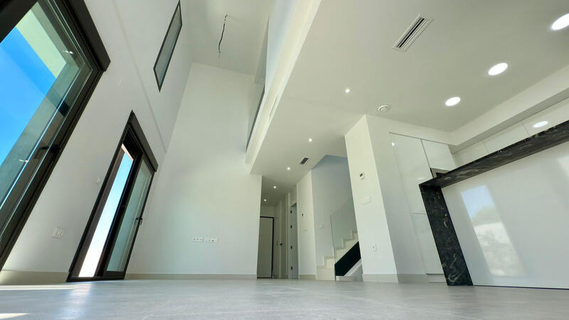 4 slaapkamer Villa Te koop