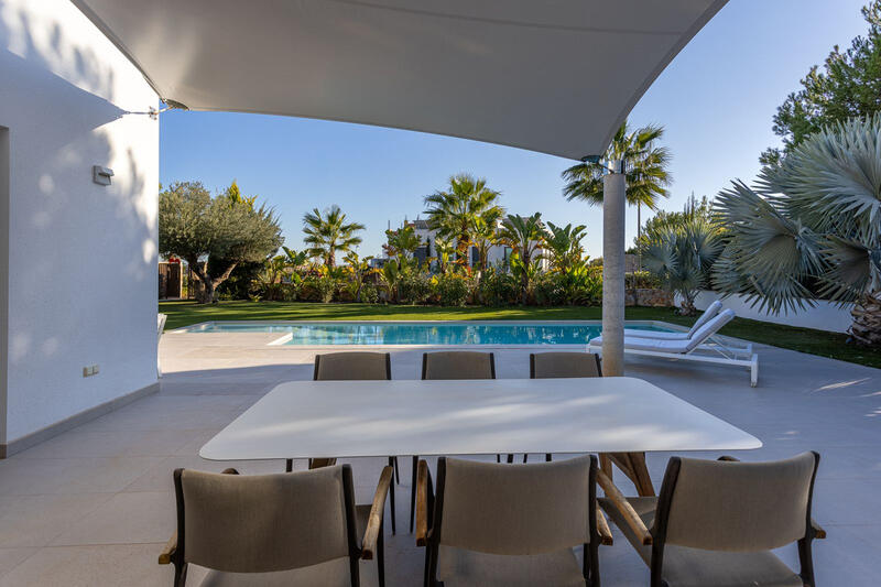 4 Schlafzimmer Villa zu verkaufen in Las Colinas Golf, Alicante