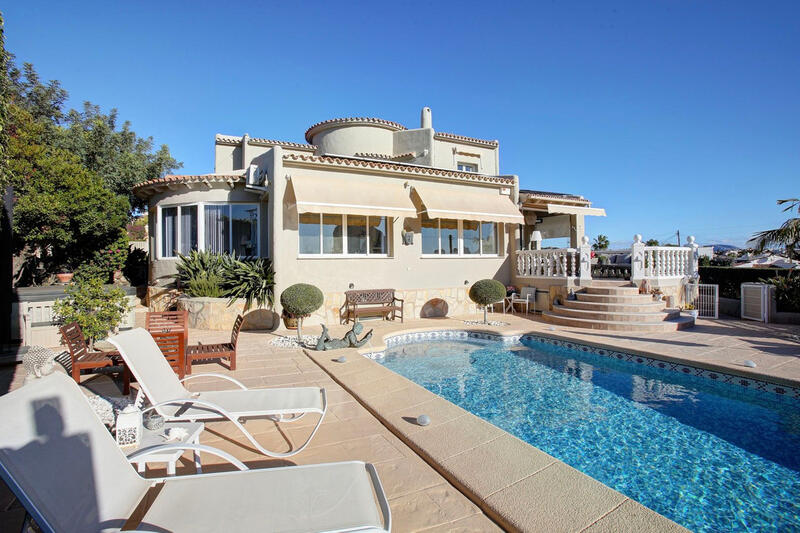 4 Schlafzimmer Villa zu verkaufen in Calpe, Alicante