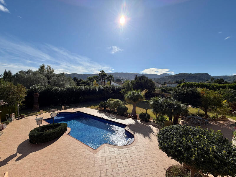 8 chambre Villa à vendre