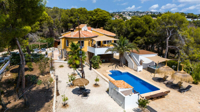 4 bedroom Villa for sale in Benissa, Alicante