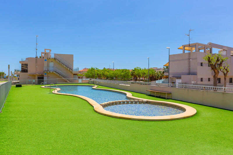 4 Cuarto Apartamento en venta en Pilar de la Horadada, Alicante