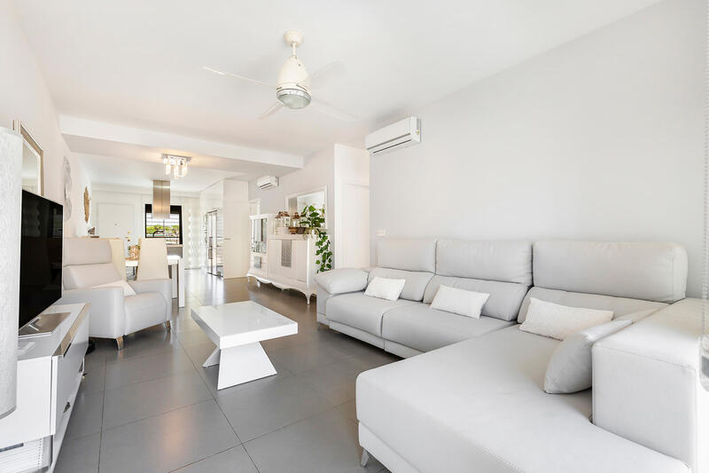 4 Cuarto Apartamento en venta en Pilar de la Horadada, Alicante