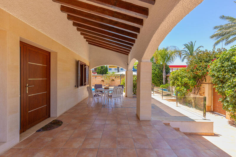 4 slaapkamer Villa Te koop