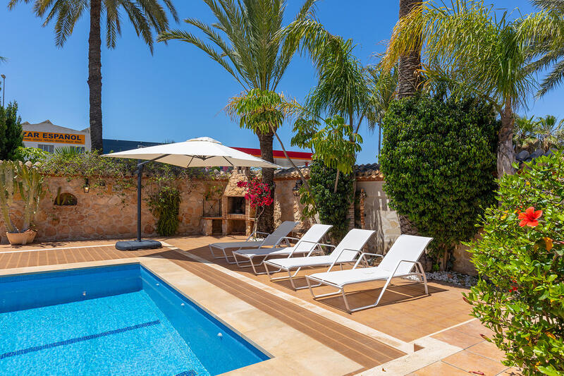 4 slaapkamer Villa Te koop