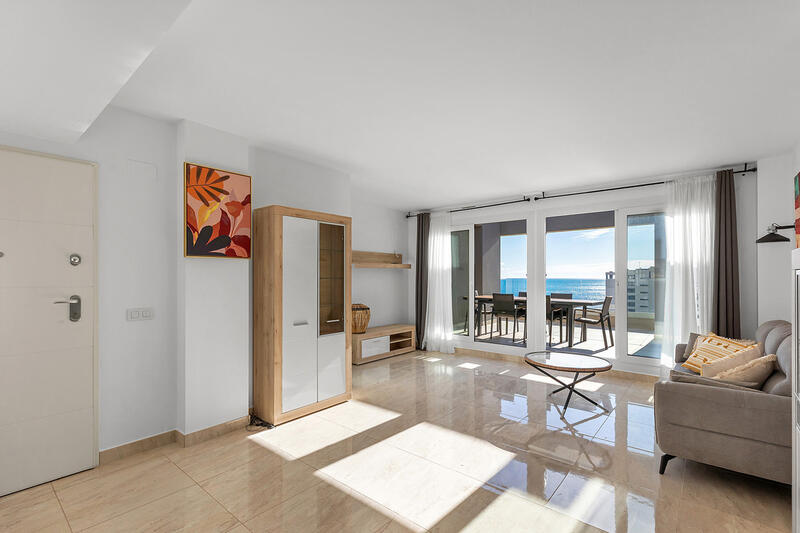 3 bedroom Apartment for sale
