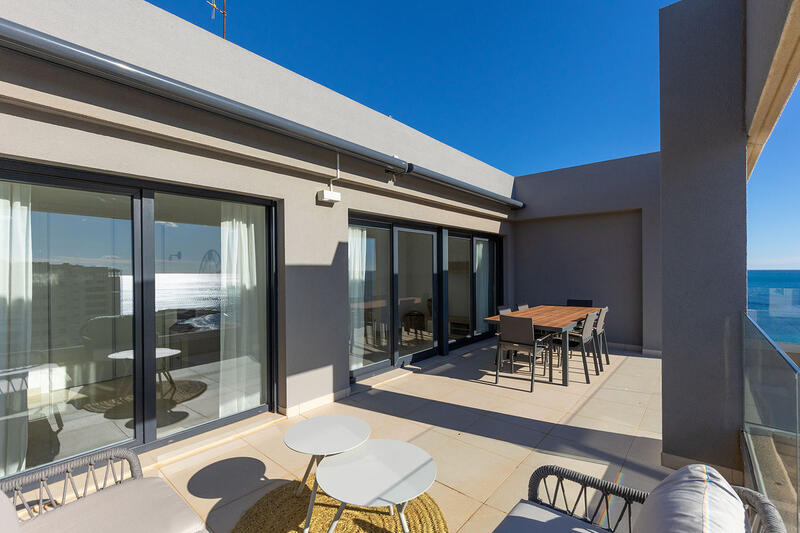 3 bedroom Apartment for sale
