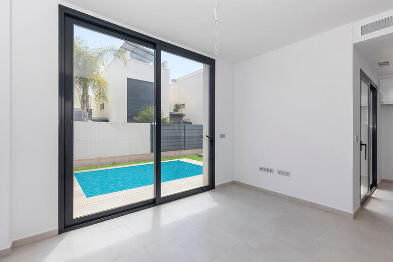 3 soverom Villa til salgs i Villamartin, Alicante