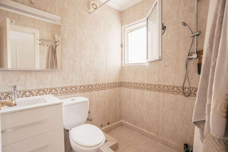 4 Cuarto Villa en venta